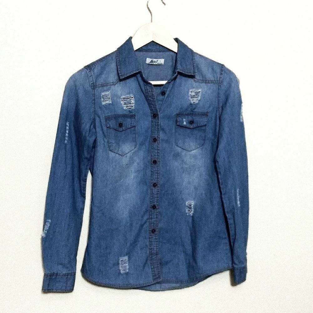 Distressed Denim Button Down Size S